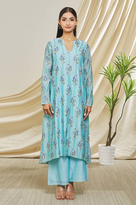 Peenacolada Blue Chanderi Embroidery Round Neck Floral Kurta And Pant Set Online at Aza Fashions Peenacolada_Blue Chanderi Embroidery Round Neck Floral Kurta And Pant Set _Online_at_Aza_Fashions