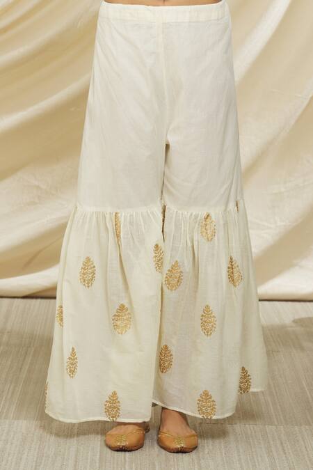 Peenacolada Blue Cotton Gota Patti, Foil Printing Round Straight Kurta Printed Gharara Set at Aza Fashions Peenacolada_Blue Cotton Gota Patti, Foil Printing Round Straight Kurta Printed Gharara Set _at_Aza_Fashions