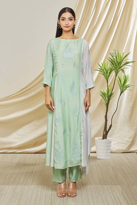 Peenacolada Green Cotton, Silk Embroidery Boat Neck Resham Work Panelled Kurta And Pant Set Online at Aza Fashions Peenacolada_Green Cotton, Silk Embroidery Boat Neck Resham Work Panelled Kurta And Pant Set _Online_at_Aza_Fashions