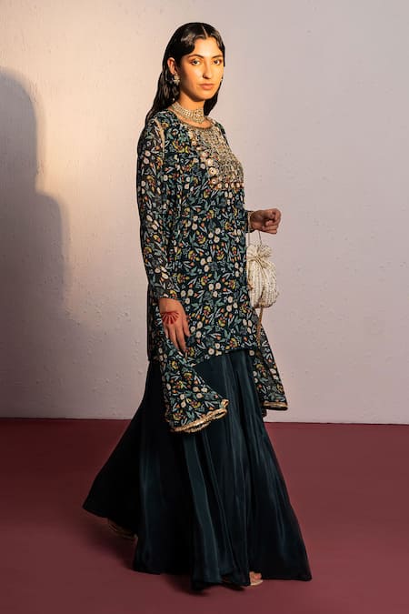 Redpine Designs Green Viscose, Georgette, Organza Floral Blossom Print Kurta Sharara Set Online at Aza Fashions Redpine Designs_Green Viscose, Georgette, Organza Floral Blossom Print Kurta Sharara Set _Online_at_Aza_Fashions