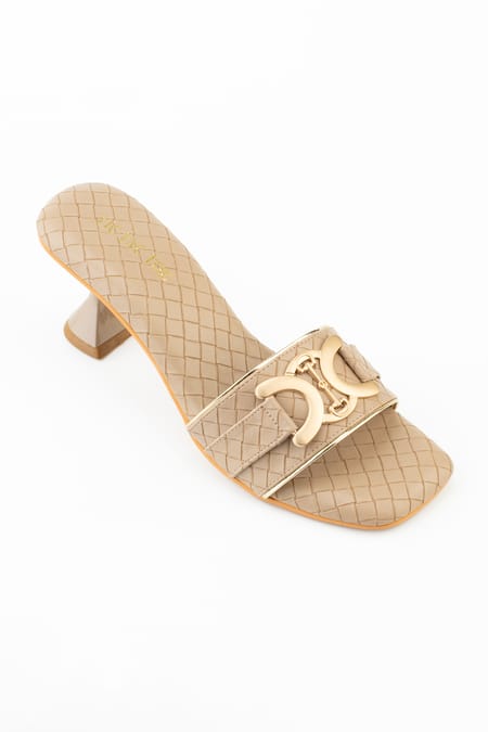 Shop Tic Tac Toe Footwear Beige Checkered Pattern Block Heels at Aza Fashions Shop_Tic Tac Toe Footwear_Beige Checkered Pattern Block Heels_at_Aza_Fashions
