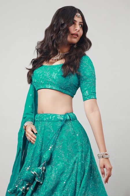 Kohsh_Green Georgette Embroidery V-neck Floral Vine Lehenga Set_Online_at_Aza_Fashions