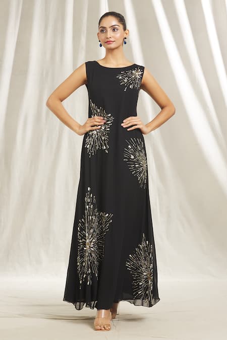 Shivani Awasty Black Georgette Embroidered Crystal Round Starburst Embellished Dress 