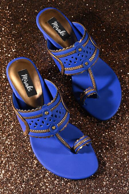 Buy_Miraki_Blue Cut Work, Chains Kolhapuri Block Heels 