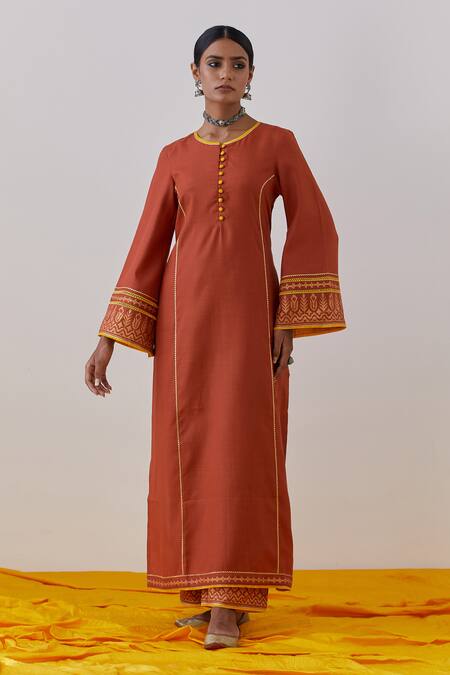 The Indian Cause Orange Cotton Gota Patti Round Beas Hand Block Print Straight Kurta With Palazzo