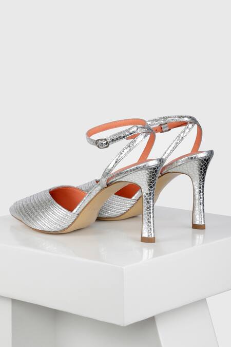Buy Oroh Silver Vitoria Leather Textured Pumps Online at Aza Fashions Buy_Oroh_Silver Vitoria Leather Textured Pumps_Online_at_Aza_Fashions