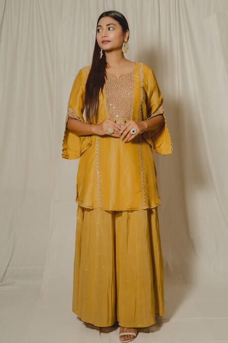 Shinor_Yellow Silk Organza Hand Embroidery French Knots Kurta Palazzo Set  _Online_at_Aza_Fashions