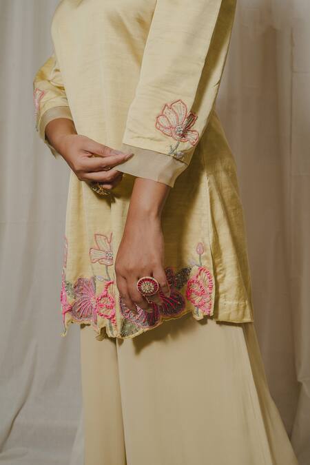 Shinor_Yellow Kurta Satin Linen Embroidered Pearls U Floral Palazzo Set  _at_Aza_Fashions