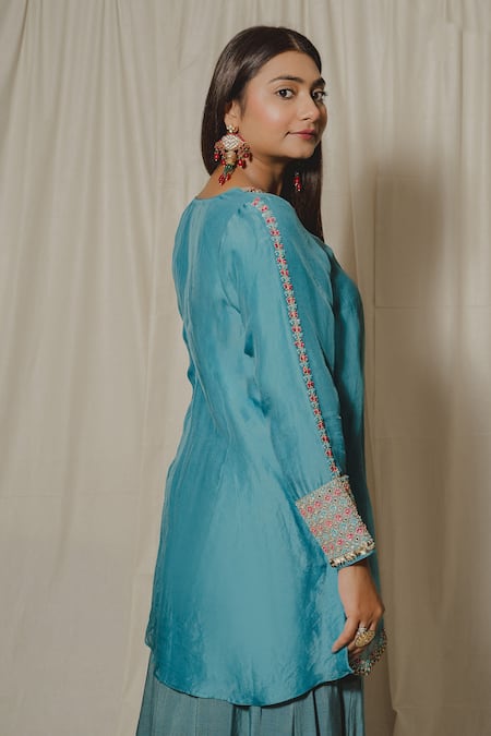 Shinor Silk Organza Embroidered Kurta Set 