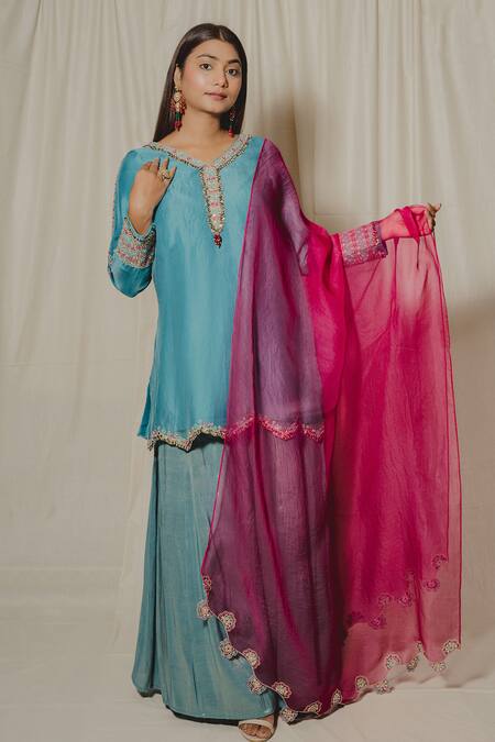 Shinor Blue Silk Organza Hand Embroidery French Knots V Neck Kurta Set Online at Aza Fashions Shinor_Blue Silk Organza Hand Embroidery French Knots V Neck Kurta Set _Online_at_Aza_Fashions