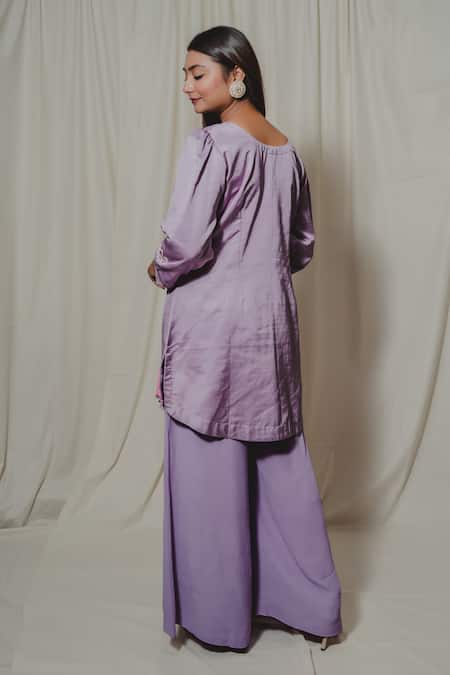 Shinor Floral Embroidered Satin Linen Kurta Set 