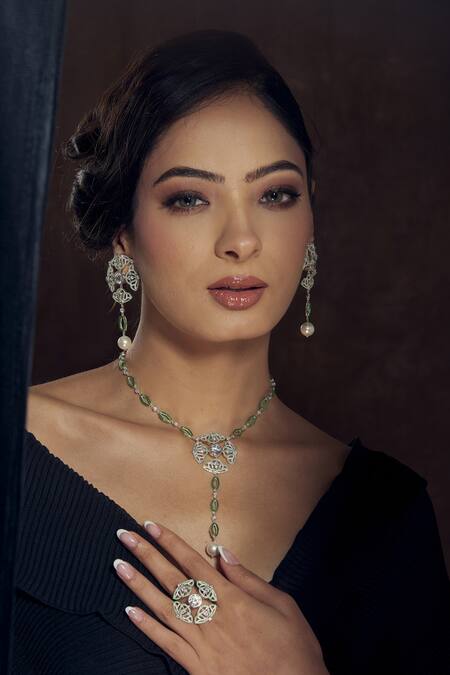 Janvi Sachdeva Design_Green Semi Precious Gemstone Embellished Necklace _Online_at_Aza_Fashions