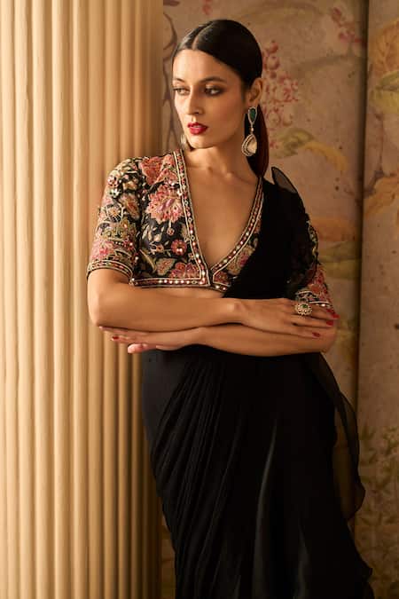 Ridhi Mehra_Black Saree Chiffon Printed Floral Plunge V Ruffle Pre-draped And Blouse Set _Online_at_Aza_Fashions