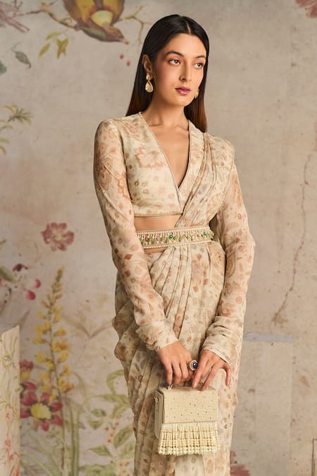 Ridhi Mehra Ivory Panache Floral Print Saree With Blouse Online at Aza Fashions Ridhi Mehra_Ivory Panache Floral Print Saree With Blouse _Online_at_Aza_Fashions