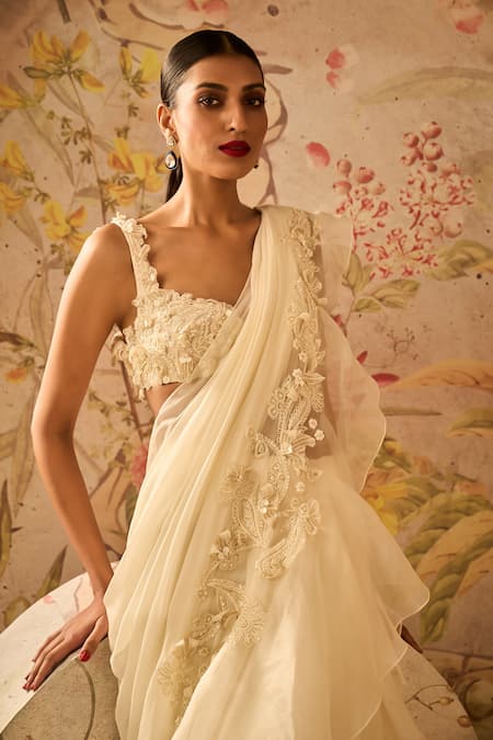 Ridhi Mehra Ivory Saree Chiffon Embroidered 3d Flowers Dainty Pre-draped With Blouse Online at Aza Fashions Ridhi Mehra_Ivory Saree Chiffon Embroidered 3d Flowers Dainty Pre-draped With Blouse _Online_at_Aza_Fashions