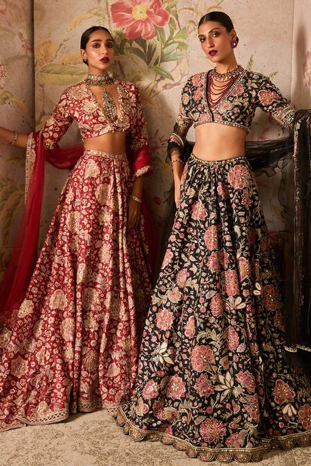 Ridhi Mehra Red Silk, Net Sequins, Beads, Applique, Starlet Floral Print Trail Lehenga Set Online at Aza Fashions Ridhi Mehra_Red Silk, Net Sequins, Beads, Applique, Starlet Floral Print Trail Lehenga Set _Online_at_Aza_Fashions