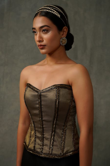 Buy Abstract By Megha Jain Madaan Green Cotton, Silk Sequins, Beads Sweetheart Neck Hand Embellished Corset Online at Aza Fashions Buy_Abstract By Megha Jain Madaan_Green Cotton, Silk Sequins, Beads Sweetheart Neck Hand Embellished Corset_Online_at_Aza_Fashions