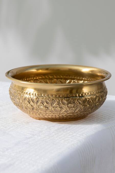 Buy_The Decor Remedy_Gold Brass Floral Embossing Helen Urli_Online_at_Aza_Fashions