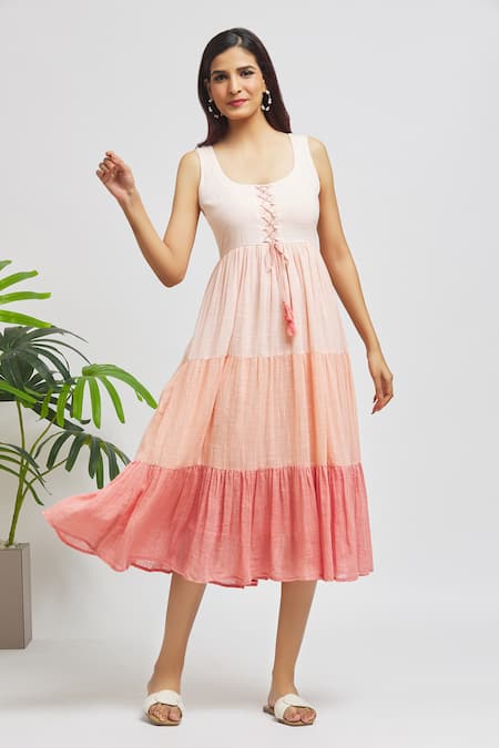 Naintara Bajaj Pink 100% Cotton Solid Round Tonal Tiered Dress