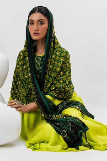 Shop Prahnaaya Green Satin Sequins, Zari, Embroidery Round Neck Yoke Kurta Set Online at Aza Fashions Shop_Prahnaaya_Green Satin Sequins, Zari, Embroidery Round Neck Yoke Kurta Set _Online_at_Aza_Fashions