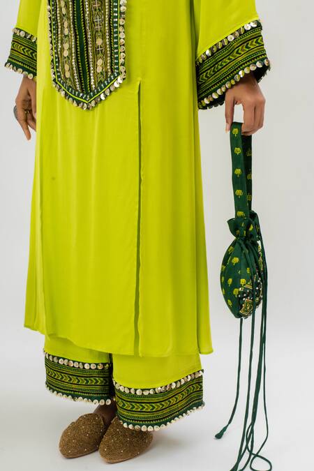 Prahnaaya Green Satin Sequins, Zari, Embroidery Round Neck Kurta And Pant Set at Aza Fashions Prahnaaya_Green Satin Sequins, Zari, Embroidery Round Neck Kurta And Pant Set _at_Aza_Fashions