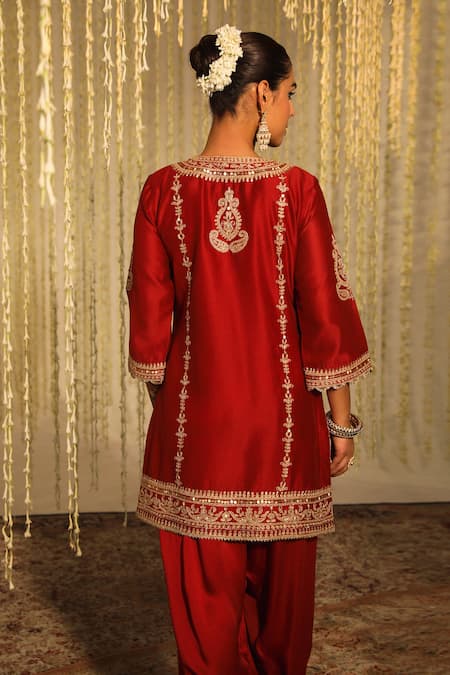 Sheetal Batra Mehak Silk Chanderi Floral Embroidered Kurta Salwar Set 