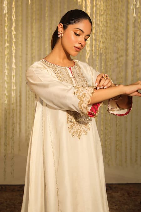 Shop Sheetal Batra Ivory Silk Sequins, Meher Thread Placement Anarkali With Dogri Salwar Online at Aza Fashions Shop_Sheetal Batra_Ivory Silk Sequins, Meher Thread Placement Anarkali With Dogri Salwar _Online_at_Aza_Fashions