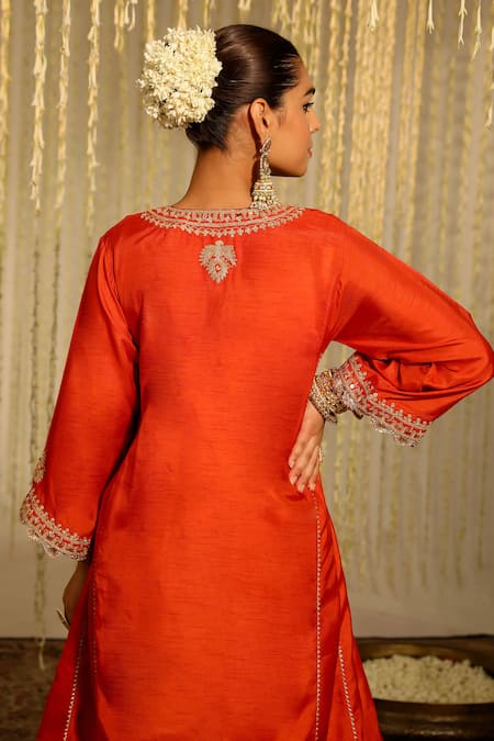 Shop Sheetal Batra Orange Silk Sequins, Mehreen Placed Floral Paisley Anarkali With Dogri Salwar at Aza Fashions Shop_Sheetal Batra_Orange Silk Sequins, Mehreen Placed Floral Paisley Anarkali With Dogri Salwar _at_Aza_Fashions
