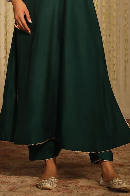 Buy_Sheetal Batra_Emerald Green Silk Sequins, Mysha Paisley Long Kaftan With Doghri Salwar _Online_at_Aza_Fashions
