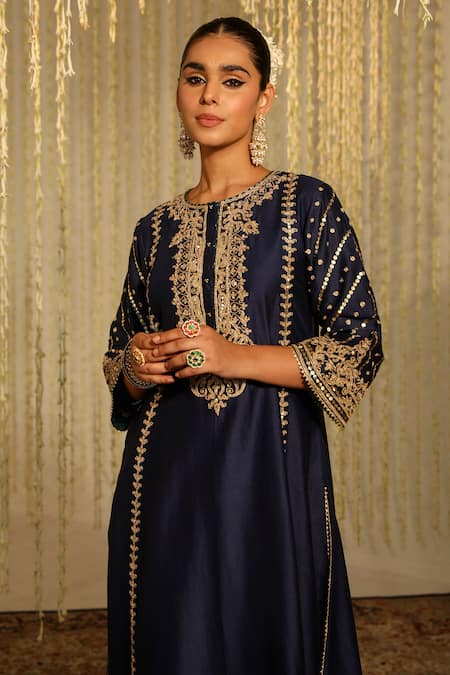 Sheetal Batra_Blue , Organza, Chanderi Sabirah Paisley Floral Kurta Palazzo Set _Online_at_Aza_Fashions