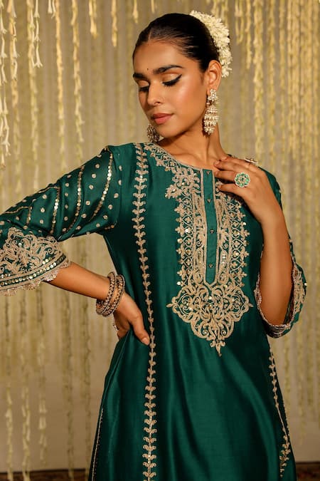 Shop Sheetal Batra Emerald Green Silk Organza, Silk, Chanderi Sabirah Floral Kurta Palazzo Set Online at Aza Fashions Shop_Sheetal Batra_Emerald Green Silk Organza, Silk, Chanderi Sabirah Floral Kurta Palazzo Set _Online_at_Aza_Fashions