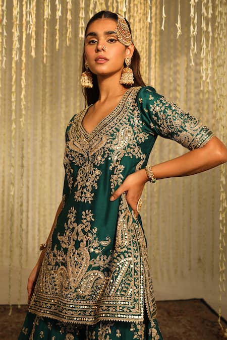 Shop Sheetal Batra Green , Chanderi, Organza Sequins, Aafiya Kurta Flared Pant Set Online at Aza Fashions Shop_Sheetal Batra_Green , Chanderi, Organza Sequins, Aafiya Kurta Flared Pant Set _Online_at_Aza_Fashions