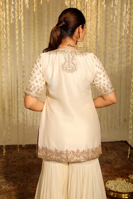 Shop Sheetal Batra Ivory , Georgette, Organza Zari, Aaira Yoke Embroidered Kurta Set at Aza Fashions Shop_Sheetal Batra_Ivory , Georgette, Organza Zari, Aaira Yoke Embroidered Kurta Set _at_Aza_Fashions