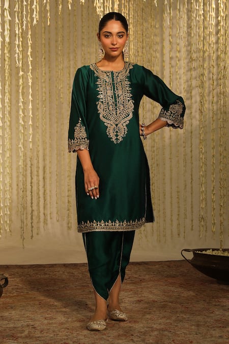 Sheetal Batra Emerald Green Kurta Silk Chanderi Embroidery Kiran Amayra And Dhoti Pant Set