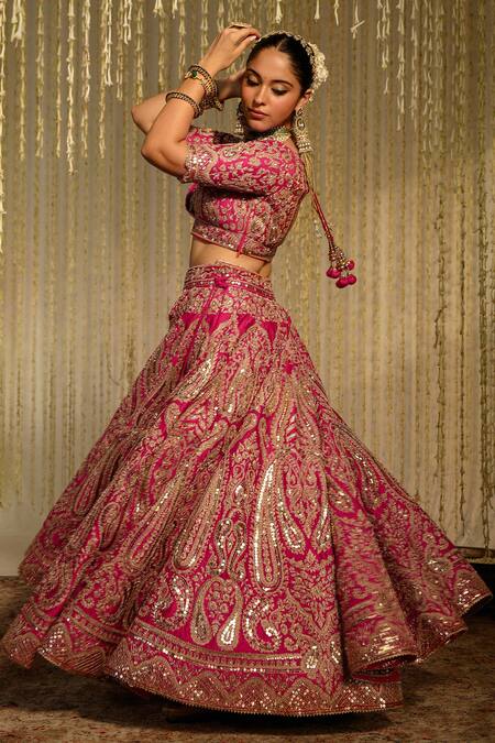 Buy Sheetal Batra Pink , Organza Sequins Amirah Sitaara Embroidered Bridal Lehenga Set Online at Aza Fashions Buy_Sheetal Batra_Pink , Organza Sequins Amirah Sitaara Embroidered Bridal Lehenga Set _Online_at_Aza_Fashions