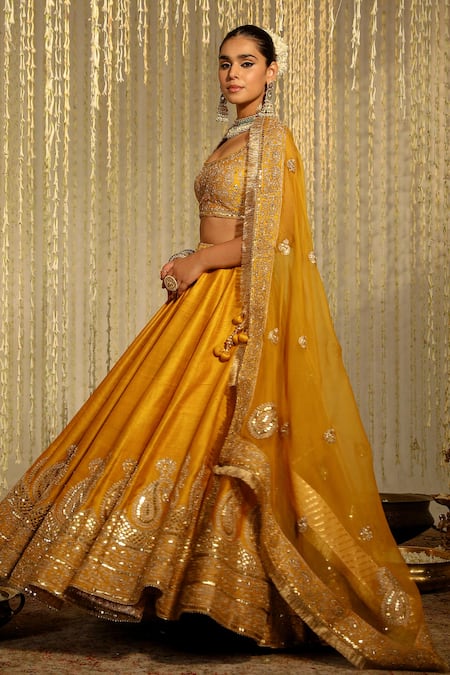 Buy Sheetal Batra Yellow , Amna Kiran Dori Placement Embroidered Bridal Lehenga Set Online at Aza Fashions Buy_Sheetal Batra_Yellow , Amna Kiran Dori Placement Embroidered Bridal Lehenga Set _Online_at_Aza_Fashions