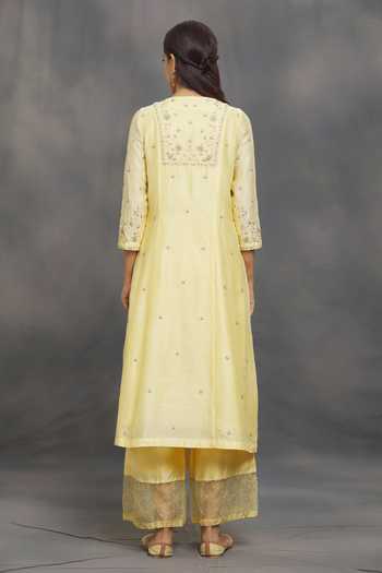 Samyukta Singhania_Yellow Chanderi, Organza Embroidery, Sequins, Zardozi Kurta Flared Pant Set _Online_at_Aza_Fashions