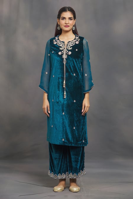 Buy_Samyukta Singhania_Blue Velvet Embroidery, Tassels Keyhole Neck Floral Kurta And Pant Set _Online_at_Aza_Fashions