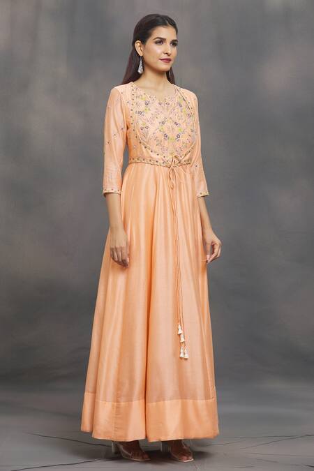 Shop_Samyukta Singhania_Peach Chanderi, Organza Embroidery Split V-neck Anarkali With Dupatta _Online_at_Aza_Fashions