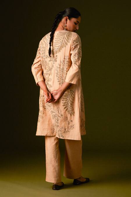 Aurul Floral Veil Embroidered Kurta Pant Set 