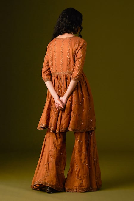 Aurul Brown Chevron Zari Embroidered Kurta Set 