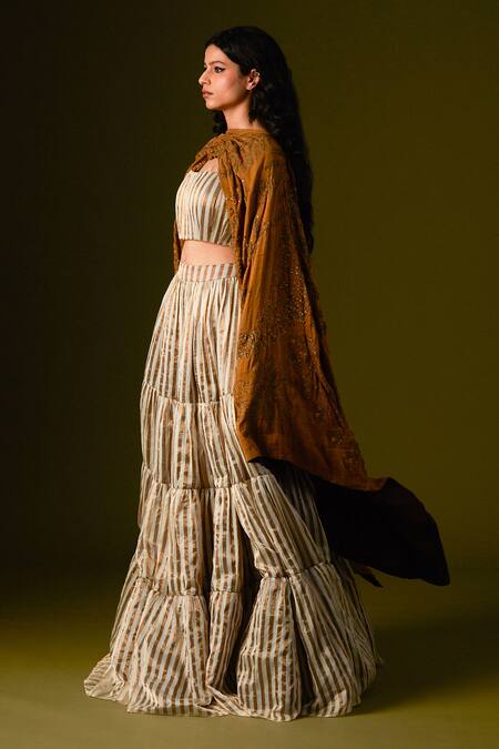 Buy_Aurul_Ivory Cotton, Silk Sequins, Zari Bloom Embroidered Poncho Dupatta Lehenga Set _Online_at_Aza_Fashions