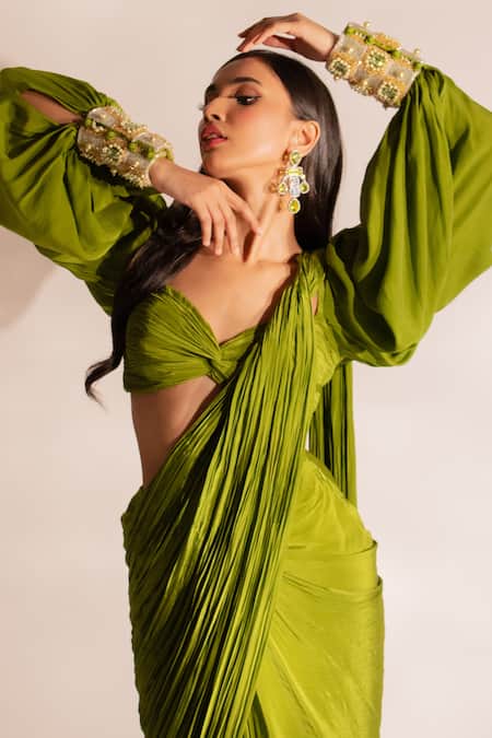 Buy_Anshika Tak Label_Green Crepe Embroidery Sweetheart Pre-draped Saree With Cuffed Sleeve Blouse _Online_at_Aza_Fashions