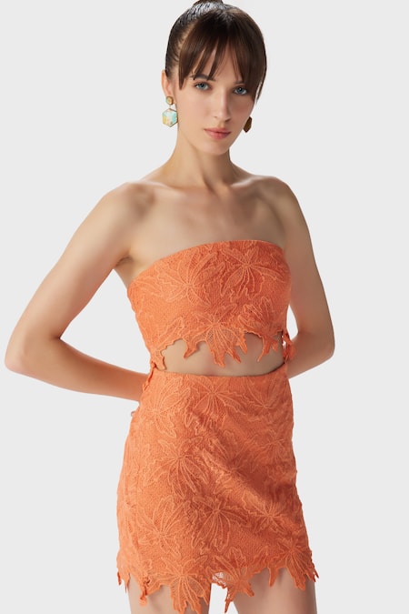 The Iaso Orange Lace, Modal Embroidery Bandeau Neck Miel Online at Aza Fashions The Iaso_Orange Lace, Modal Embroidery Bandeau Neck Miel _Online_at_Aza_Fashions