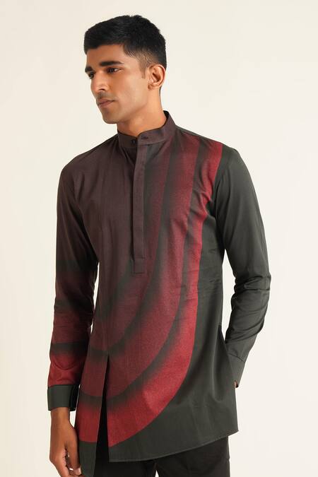 Dhruv Vaish Black Cotton Satin Curved Line Print Kurta Online at Aza Fashions Dhruv Vaish_Black Cotton Satin Curved Line Print Kurta _Online_at_Aza_Fashions