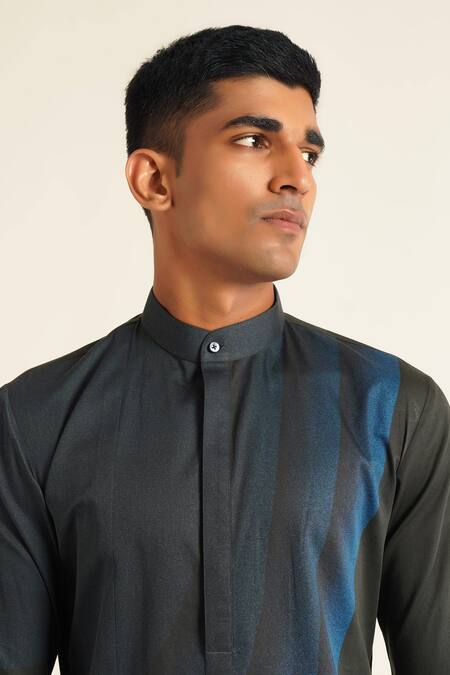 Shop_Dhruv Vaish_Black Cotton Satin Curved Line Print Short Kurta _Online_at_Aza_Fashions