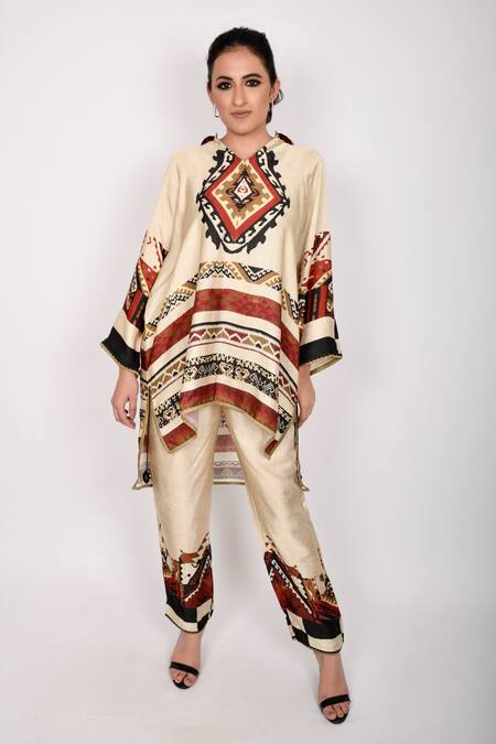 Anmol Kakad Box Tunic & Pant Set 