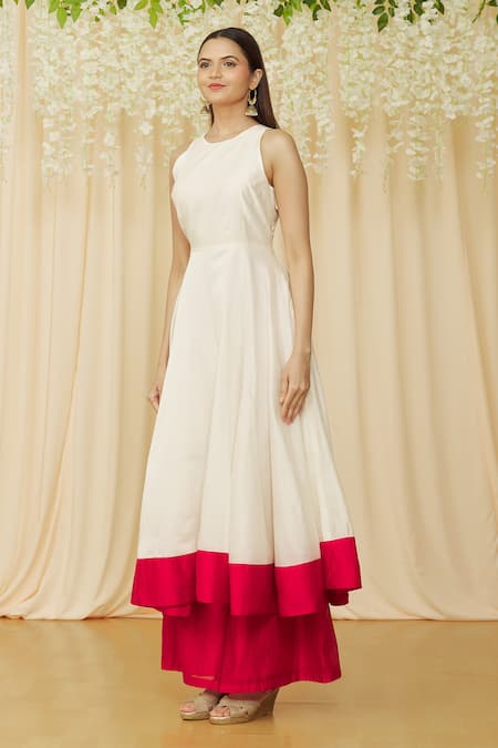 White store sleeveless anarkali