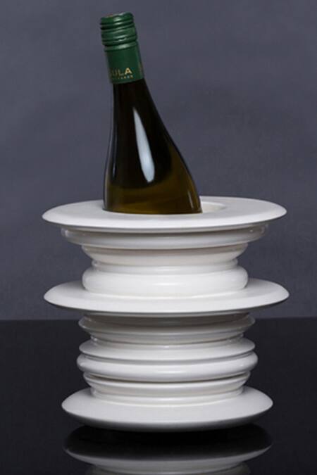 Shop H2h White Wood Japanese Bottle Holder at Aza Fashions Shop_H2h_White Wood Japanese Bottle Holder_at_Aza_Fashions