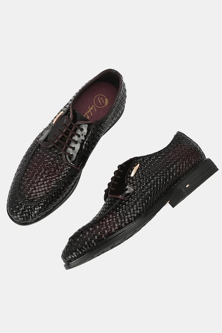 Lafattio_Maroon Hand Woven Textured Lace Up Shoes  _Online_at_Aza_Fashions